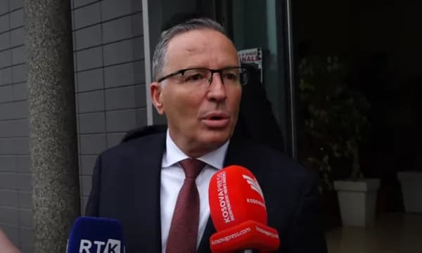 Bedri Hamza del nga Kuvendi: S’jam takuar me Kurtin, s’kemi njoftim për seancë