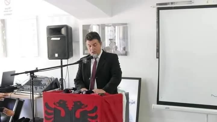 Deklarata e Rashiqit për “Manastirin e Deçanit”, reagojnë nga Shoqata e Intelektualëve të Pavarur të Deçanit