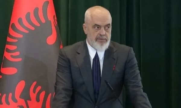 Edi Rama e diskuton mbështetjen financiare për krerët e UÇK’së: Kurti ka pasur frikë që po ua rëndon pozicionin