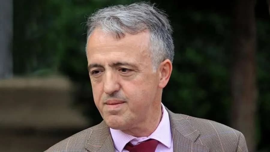 Hamiti: Albin Kurti nuk di dhe nuk do të qeverisë, por të sundojë