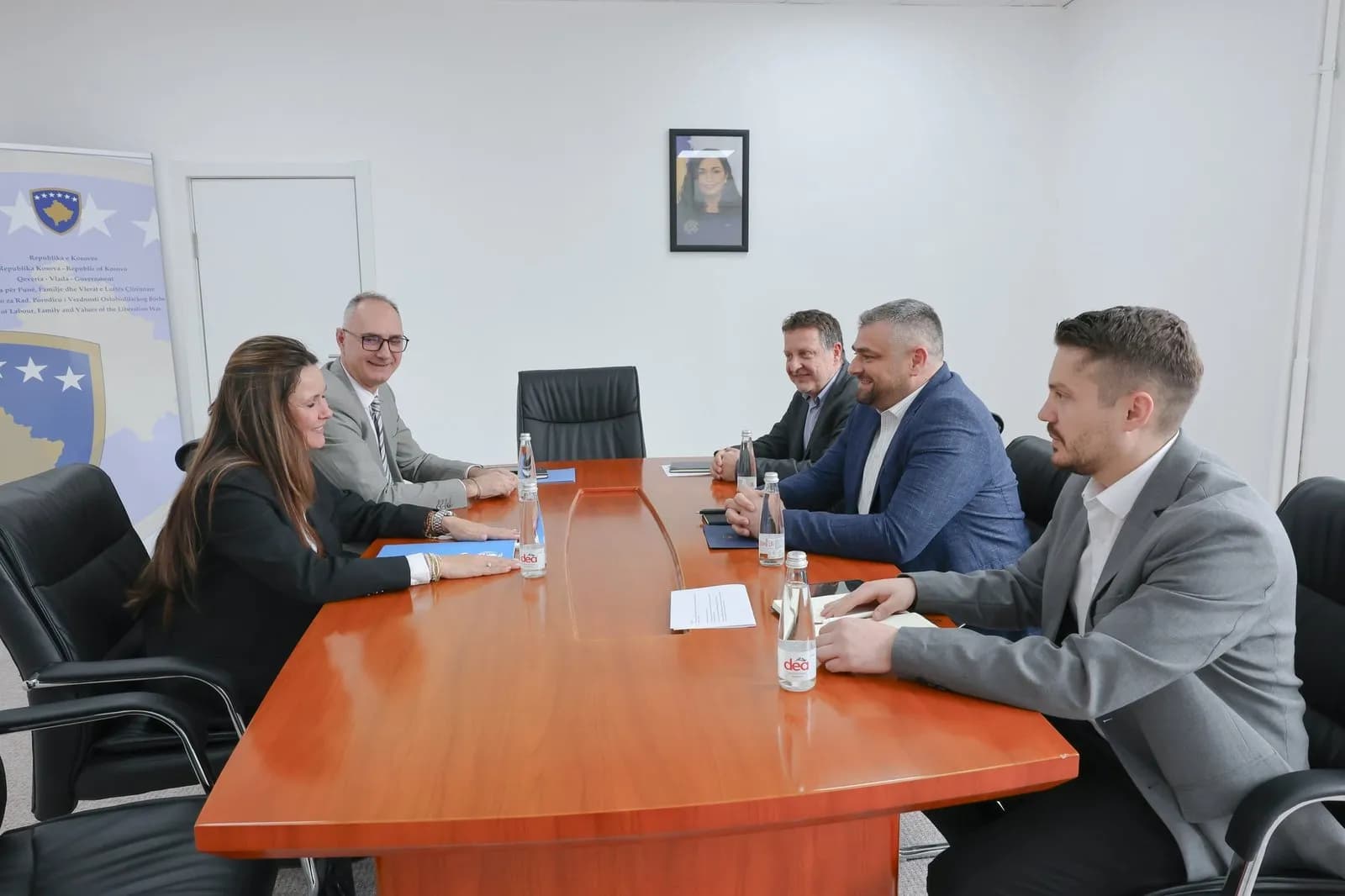 Hoti takon përfaqësuesit e UNICEF-it, diskutohet bashkëpunimi për mbrojtjen sociale dhe mirëqenien e fëmijëve
