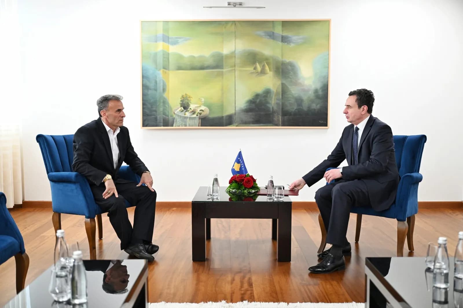 Kurti e emëron Lulzim Hetemin zëvendësministër në Ministrinë për Komunitete dhe Kthim