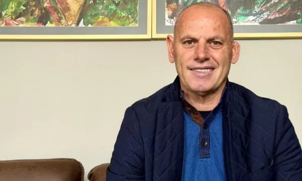 Lladrovci: Kosova është më e rëndësishme se secili politikan e parti politike