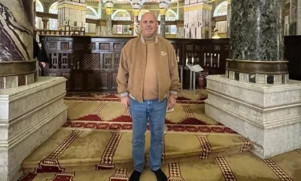 Lladrovci uron Bajramin: Paqe, shëndet, harmoni dhe begati në familjet tuaja