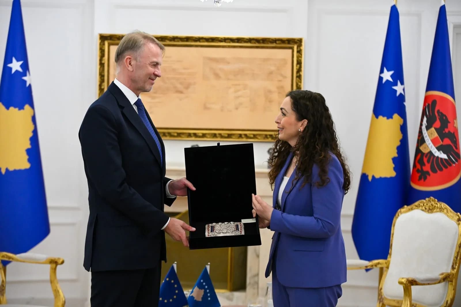 Osmani pret në takim lamtumirës Shefin e Zyrës së BE-së në Kosovë, Aivo Orav të cilit i përfundon mandati
