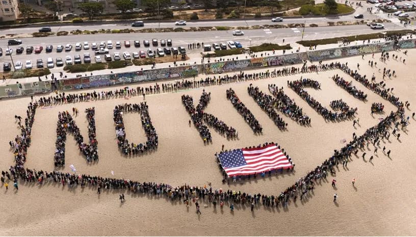 Protesta në të gjithë SHBA-në kundër Donald Trumpit