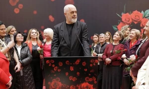 Rama për 8 mars: Uroj që angazhimi i grave shqiptare të forcohet
