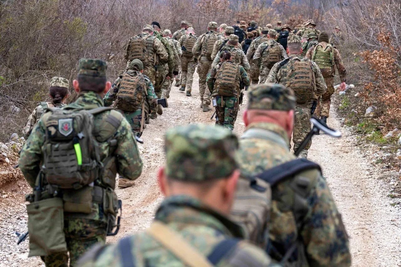 Rritja e gatishmërisë operacionale, KFOR zhvillon marshime të vështira malore