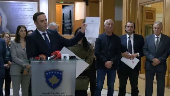 Abdixhiku tregon 15 nënshkrimet e LDK-së për kandidatin e tyre