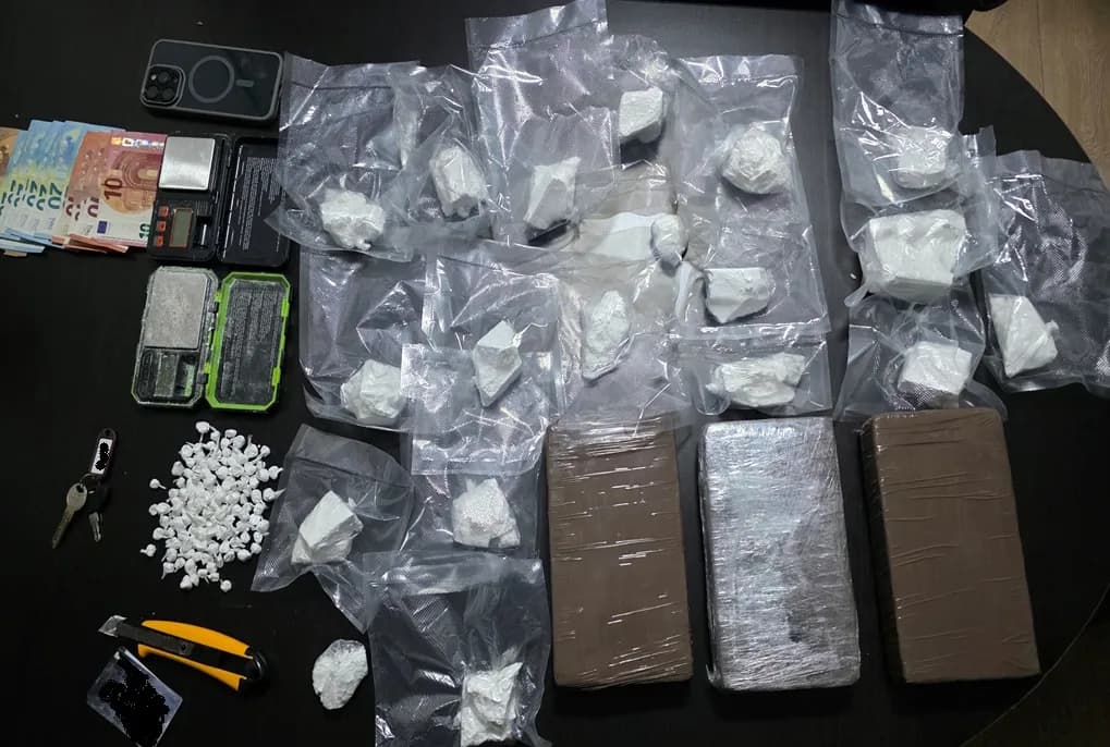 Aktakuzë për ndaj tre personave për shitblerjen e 4.4 kg kokainë