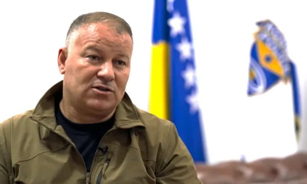 Ara, tokë, livadhe, pemishte, mal, oborr, shtëpi e banesë, kjo është pasuria e Drejtorit të Policisë së Kosovës