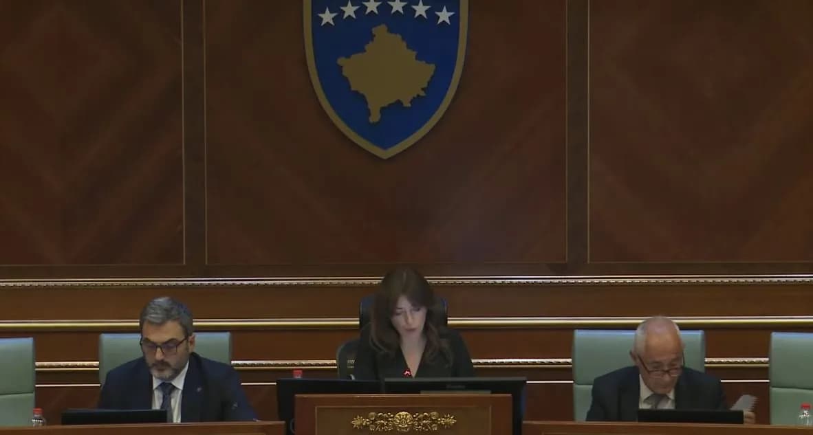 Deputetët votojnë pro ligjit për shtetësinë e Kosovës
