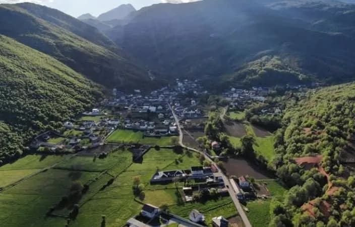 Gjenden armë dhe rreth 400 fishekë në një shtëpi në Gjakovë