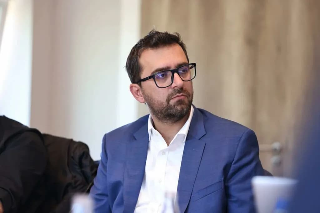 Havolli: Marrëveshja mes LDK’së dhe Vjosa Osmanit do të definohet brenda ditëve në vijim