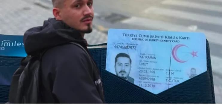 I riu nga Drenasi gjen portofolin e tifozit turk dhe ia kthen pronarit