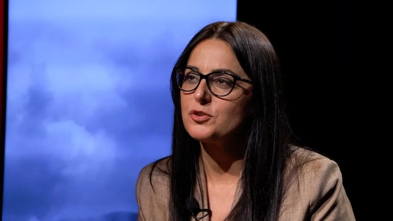 Jehona Lushaku:Të ndalohet kapja e Gjykatës Kushtetuese!