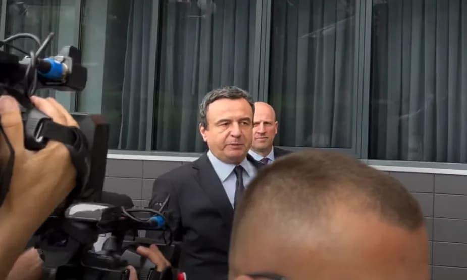 Kurti drejt Kuvendit: Po bëjmë përpjekje maksimale për ta zgjedhë presidentin, ta shohim a po vijnë opozita