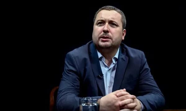 Latifi: Inati është kategoria kryesore që shpjegon sjelljen e politikanëve në Kosovë