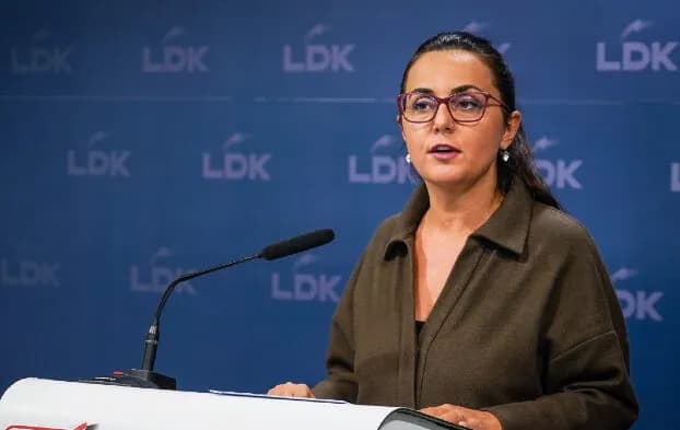 Lushaku-Sadriu: VV po prodhon krizë të re politike për çështjen e presidentit, Kurti po dëshiron qeverisje pa mbikëqyrje