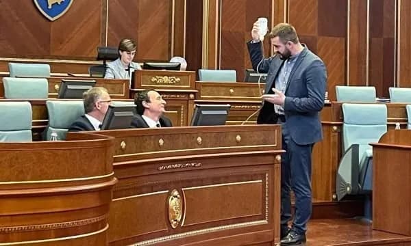 Lushtaku: Kurti që nga fillimi nuk dëshiroi ta zgjidhte presidentin