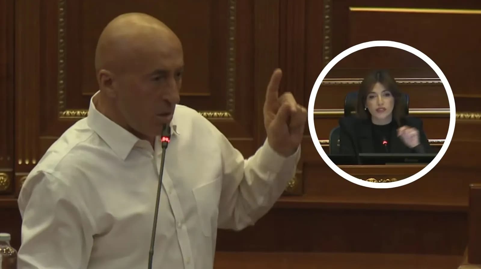 “Ndalja fjalën”, Haxhiu përplaset me Haradinajn: Je duke përdorur gjuhë joparlamentare, ulu në vend