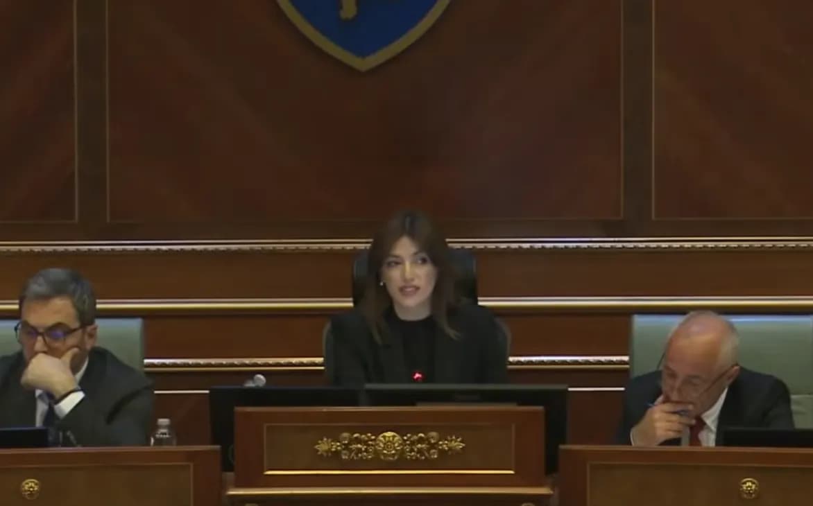 Nis seanca plenare, kujtohen demonstratat e pranverës së ’81-ës