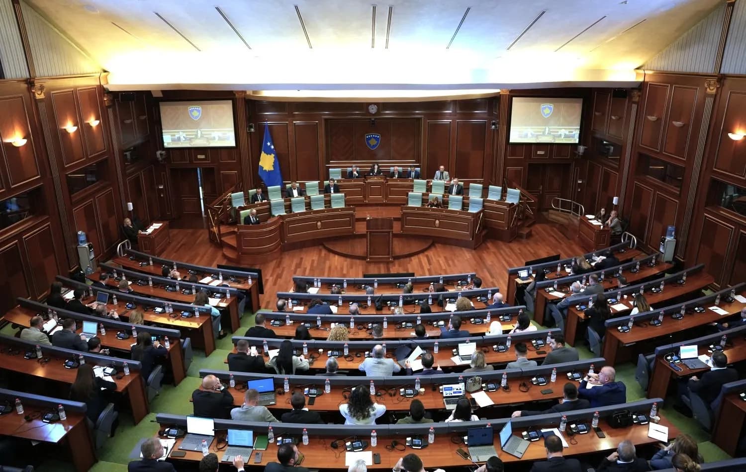 PDK, LDK e AAK deklarohen kundër ndryshimeve buxhetore