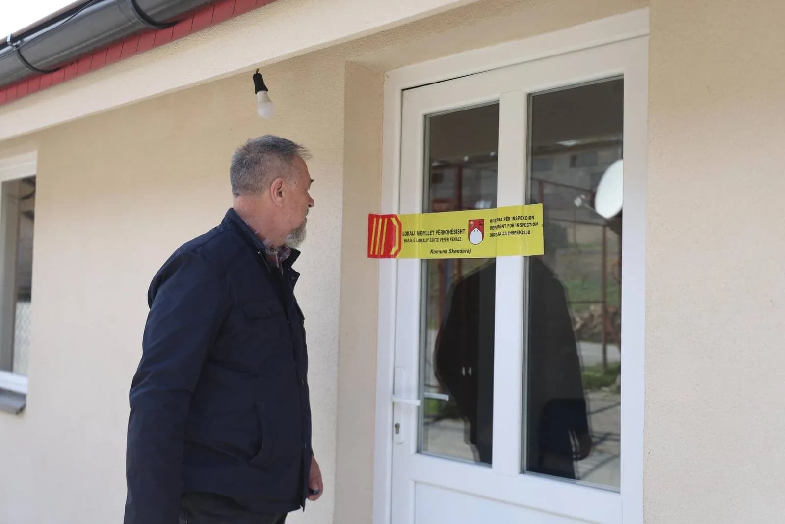 Sami Lushtaku jep urdhër për mbylljen e dy qendrave mjekësore në dy fshatra, funksionin me sistemin e Serbisë