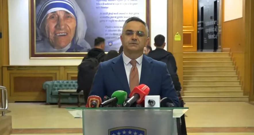 Tahiri: Seanca për Presidentin është “tentim grusht-shteti” – sulm i rëndë ndaj rendit kushtetues