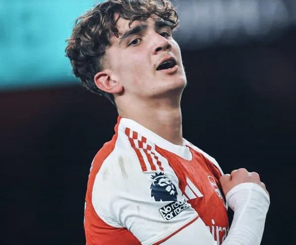 16 vjeç e 139 ditë: Max Downman, lojtari më i ri që e fiton Premier Leaguen