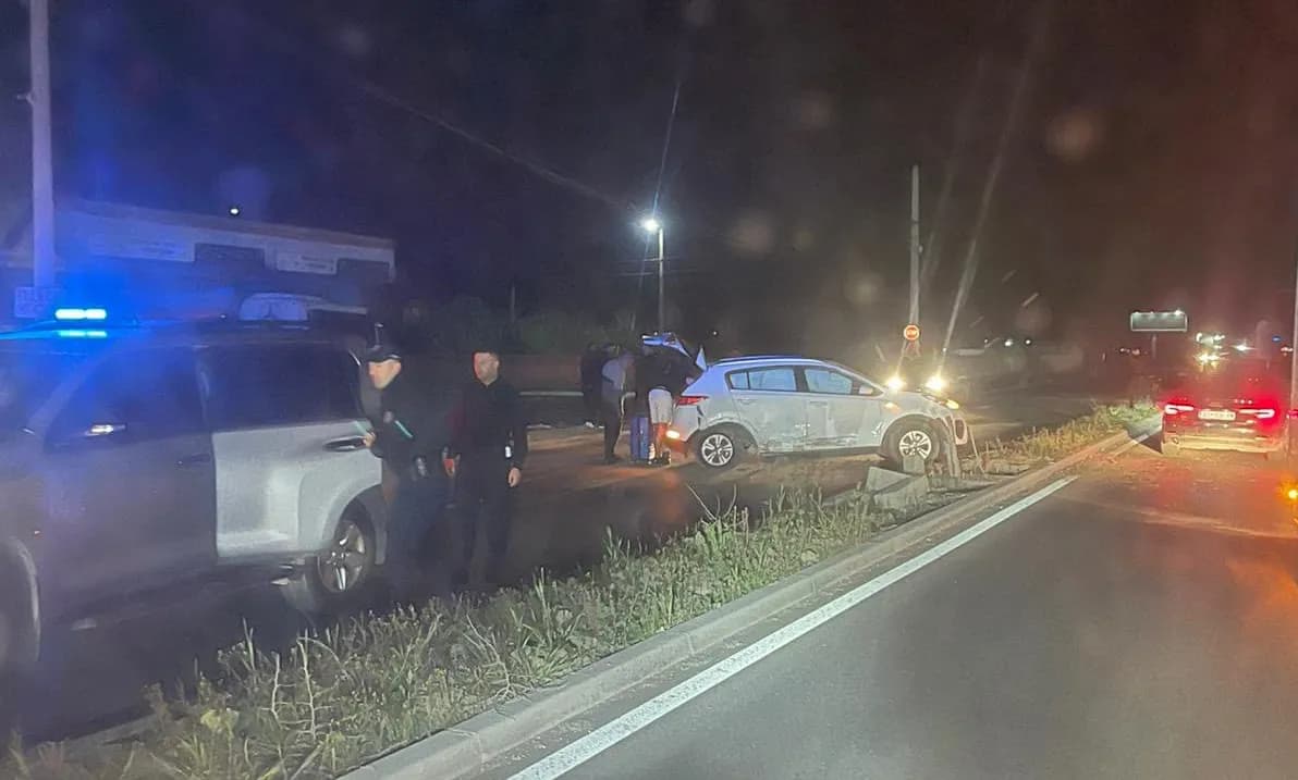Aksident i rëndë trafiku në mes dy veturave në fshatin Prugovc