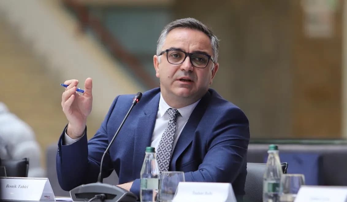 Besnik Tahiri: Qeveria në dorëheqje po tejkalon kompetencat, emërimet e reja janë të paligjshme