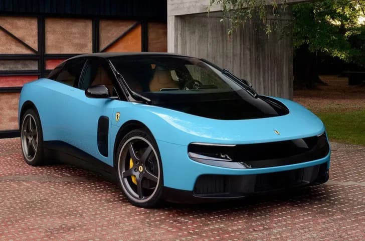 Ferrari prezanton makinën e parë elektrike, , ka një çmim marramendës