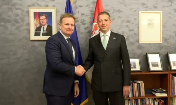 Gjuriq e takon Sorensenin në Bruksel: Dialogu s’është për njohje por për avancimin e raporteve mes Beogradit e Prishtinës