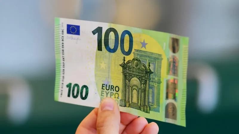 Hoti: Sot ekzekutohen shtesat prej 100 euro për pensionistët dhe fëmijët