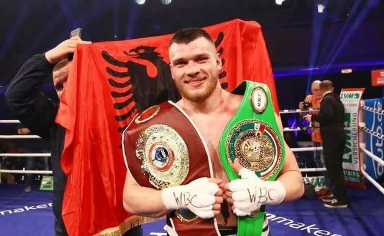 Jurgen Uldedaj synon të mbrojë sonte titullin e botës në boks, përballet me Austine Nnamdi