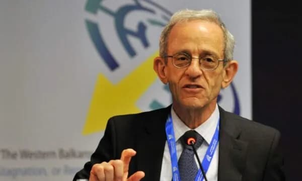 Kriza politike, Server: Shpresoj që 7 qershorit ta zgjedh situatën, Kurti të lëvizë shpejt për krijimin e koalicioni nëse s’e merr shumicën