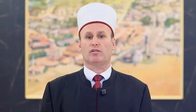 Kryetari i KMSh-së mesazh urimi për festën e Bajramit: Festë që na kujton vlerat e sakrificës