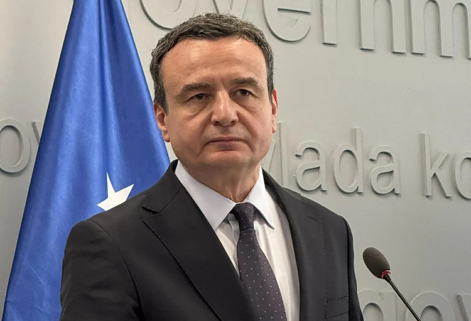 Kurti pas takimit me Kos: Të avancohet dosja e Kosovës për statusin e vendit kandidat, mbështetja për BE tek në është rreth 90%