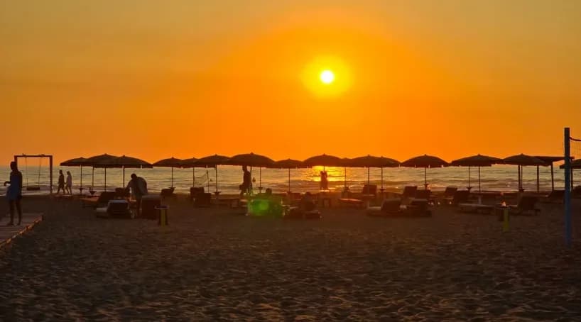 Lezha vendos çmimin e plazheve, 3 euro në ato publike dhe deri në 20 euro te privatët