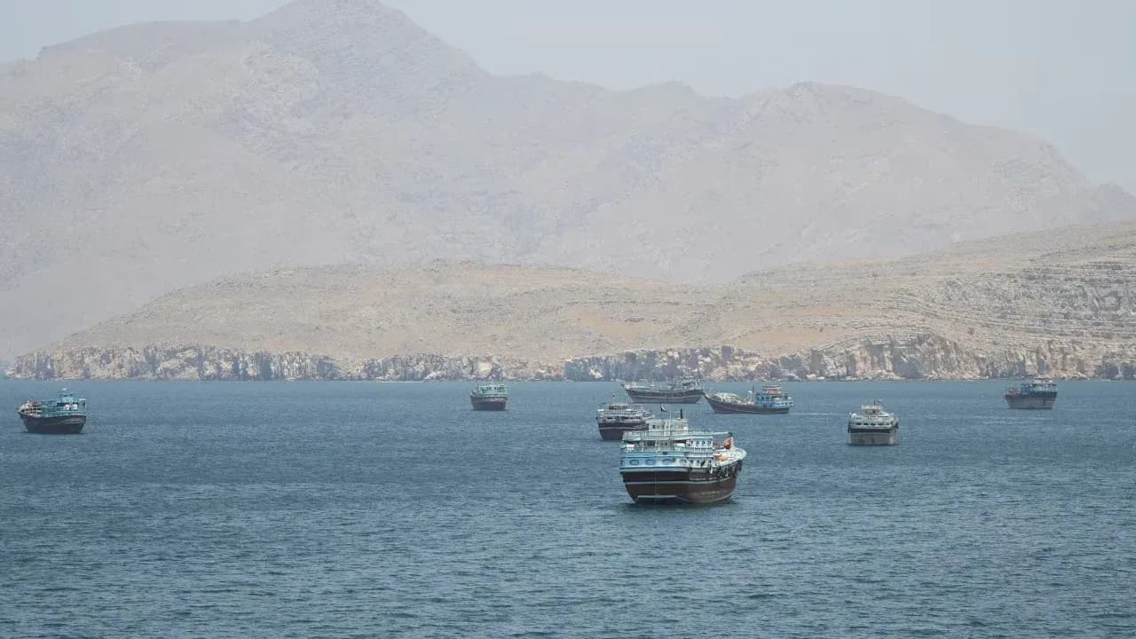 Lufta në Lindjen e Mesme, SHBA paralajmëron Iranin: Ngushtica e Hormuzit duhet të hapet deri në verë, përndryshe…