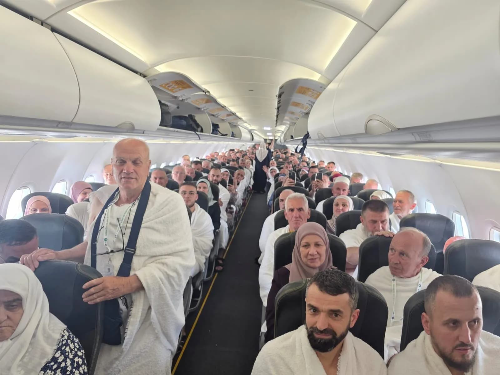 Niset grupi i parë i besimtarëve nga Kosova për të kryer ritualin e Haxhit