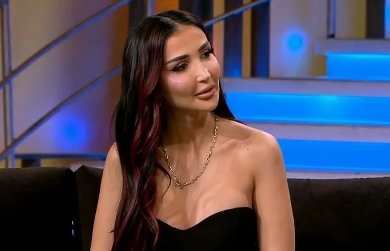 Nuk përmbahet Xheneta, shfaqet ‘hot’ në postimin e fundit