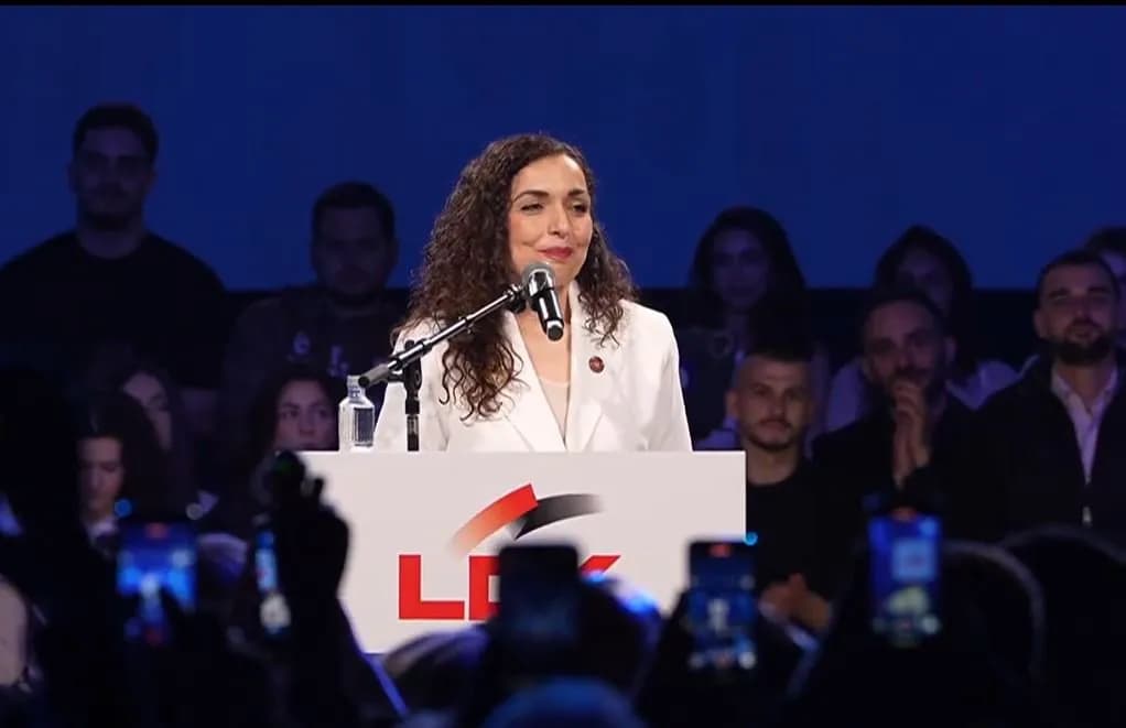 Osmani akuzon LVV: Ia refuzuan popullit 51% vetëm për të eliminuar një presidente që u ul me presidentin e ShBA-së