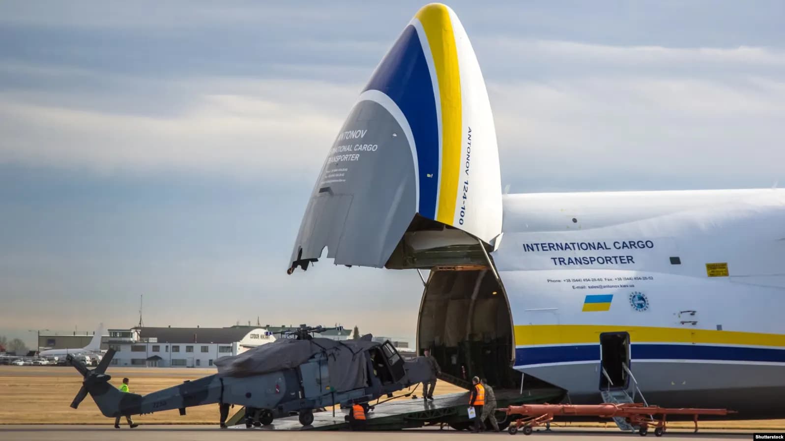 Pse erdhi në Kosovë një prej aeroplanëve më të mëdhenj në botë, krejt çfarë dihet për këtë fluturim
