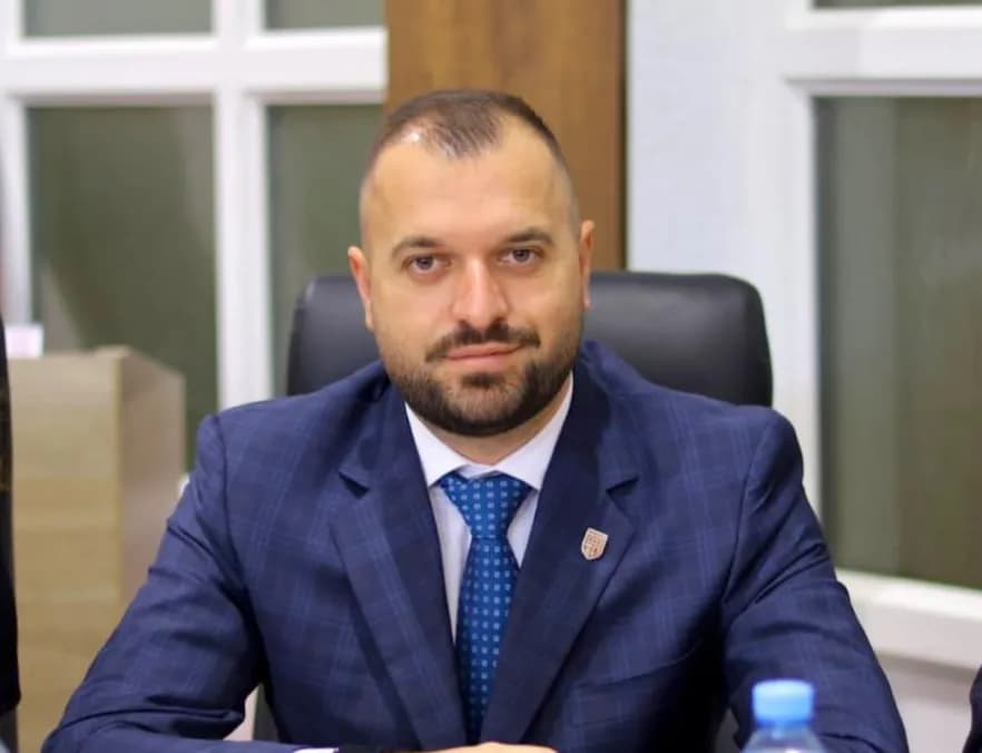 Sot varroset drejtori i Bujqësisë në Deçan, Rifat Stojkaj