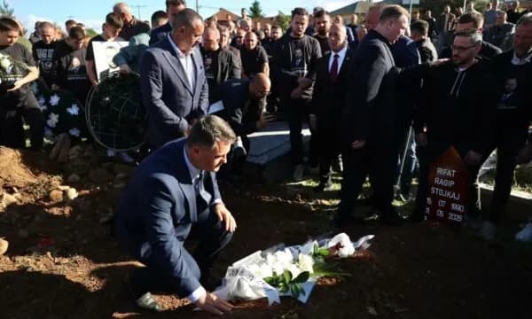 Varroset Rifat Stojkaj, zyrtari i AAK-së që humbi tragjikisht jetën në aksident