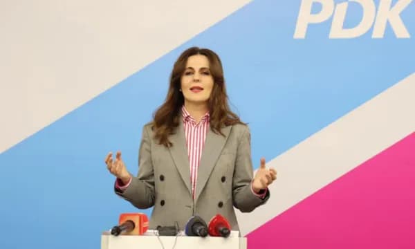 Vlora Çitaku: Sot vëllau nuk flet me vëlla, motra me motër, e vetmja gjë që prodhoi VV-ja dhe Albin Kurti është kriza