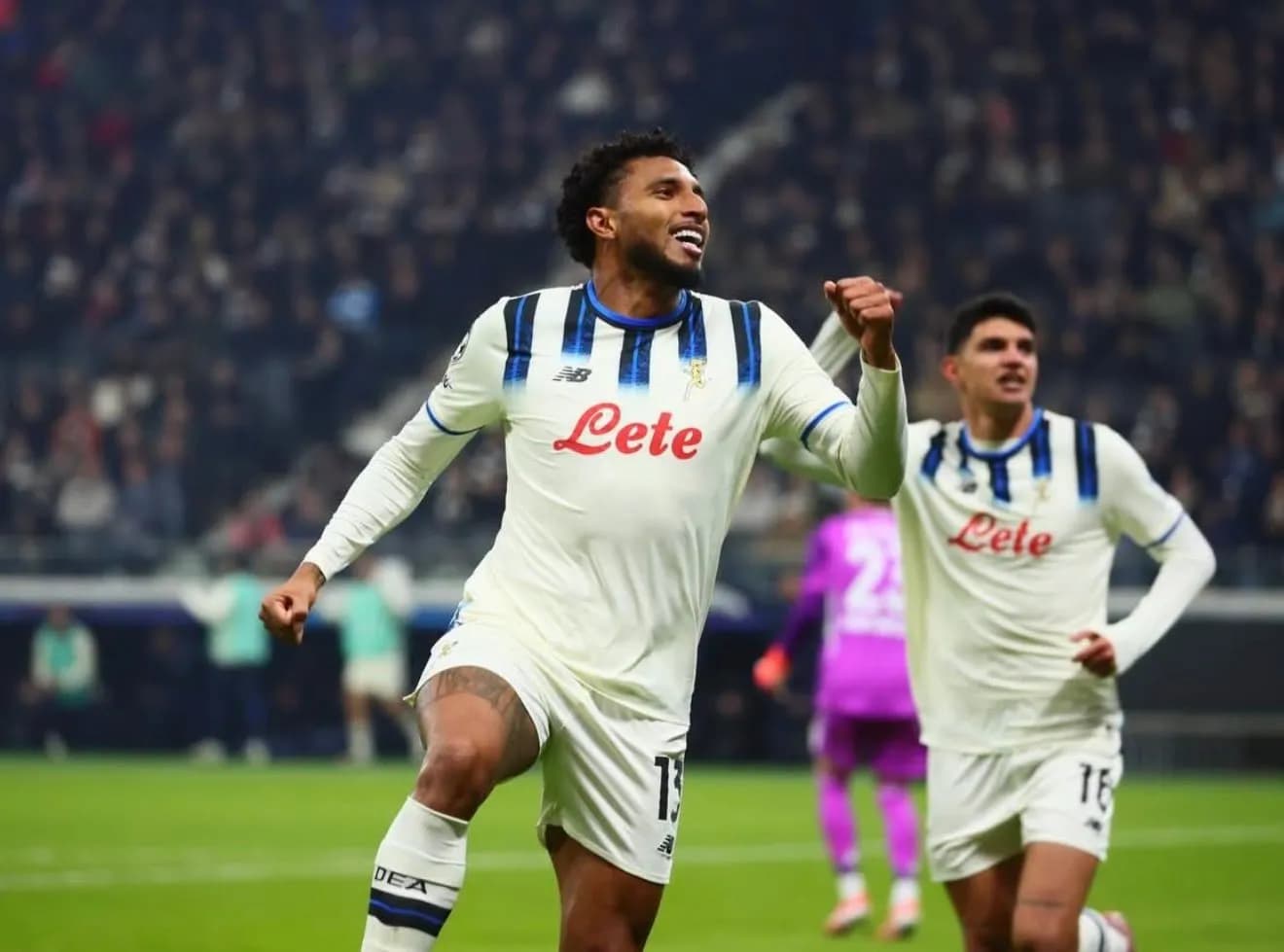 Ylli brazilian drejt transferimit te Manchester United, trajneri i Atalantas konfirmon bisedimet