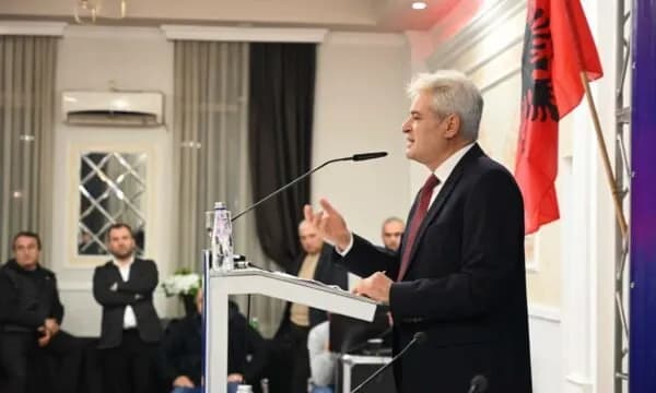 Ali Ahmeti i përgjigjet Kurtit pas kritikave për BDI: VLEN’i hyzmeçar, kur Qeveria ime të ftoi në Shkup fole shqip